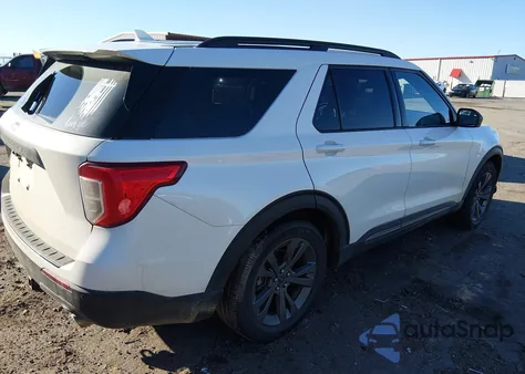 2021 Ford Explorer Xlt z USA, uszkodzony, nr VIN 1FMSK7DH4MGA02208